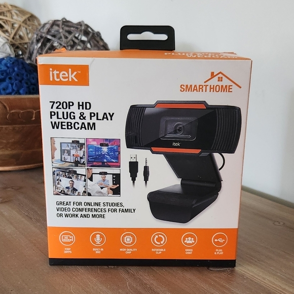 🎥 Itek 720P HD Plug & Play Webcam – Built-In Mic, USB + 3.5mm Jack, NWT - Picture 1 of 7